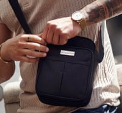 ZAGATTO Pánská crossbody taška přes rameno černá, praktická pánská taška s klopou. Voděodolný materiál. Jednokomorová taška přes rameno, nastavitelný popruh, pánská crossbody taška s popruhem, 22x17x8 / ZG706