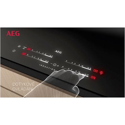 Vestavná varná deska AEG Mastery IKE64441IB dotykové ovládání