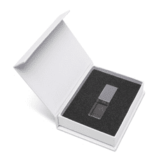 SET USB KRYSTAL stříbrný, kombinace sklo a kov, LED podsvícení, balení v bílé kartonové krabičce s magnetem, 32 GB, USB 2.0
