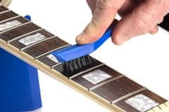 MusicNomad MN125 F-ONE Unfinished Fretboard Care Kit - Oil, Brush, Cloth - set nástrojů na čištění hmatníku a pražců