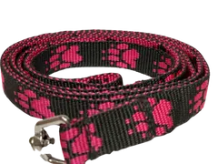 Palkar Vodítko z popruhu pro psy 150 cm x 20 mm černo-růžová s tlapkami