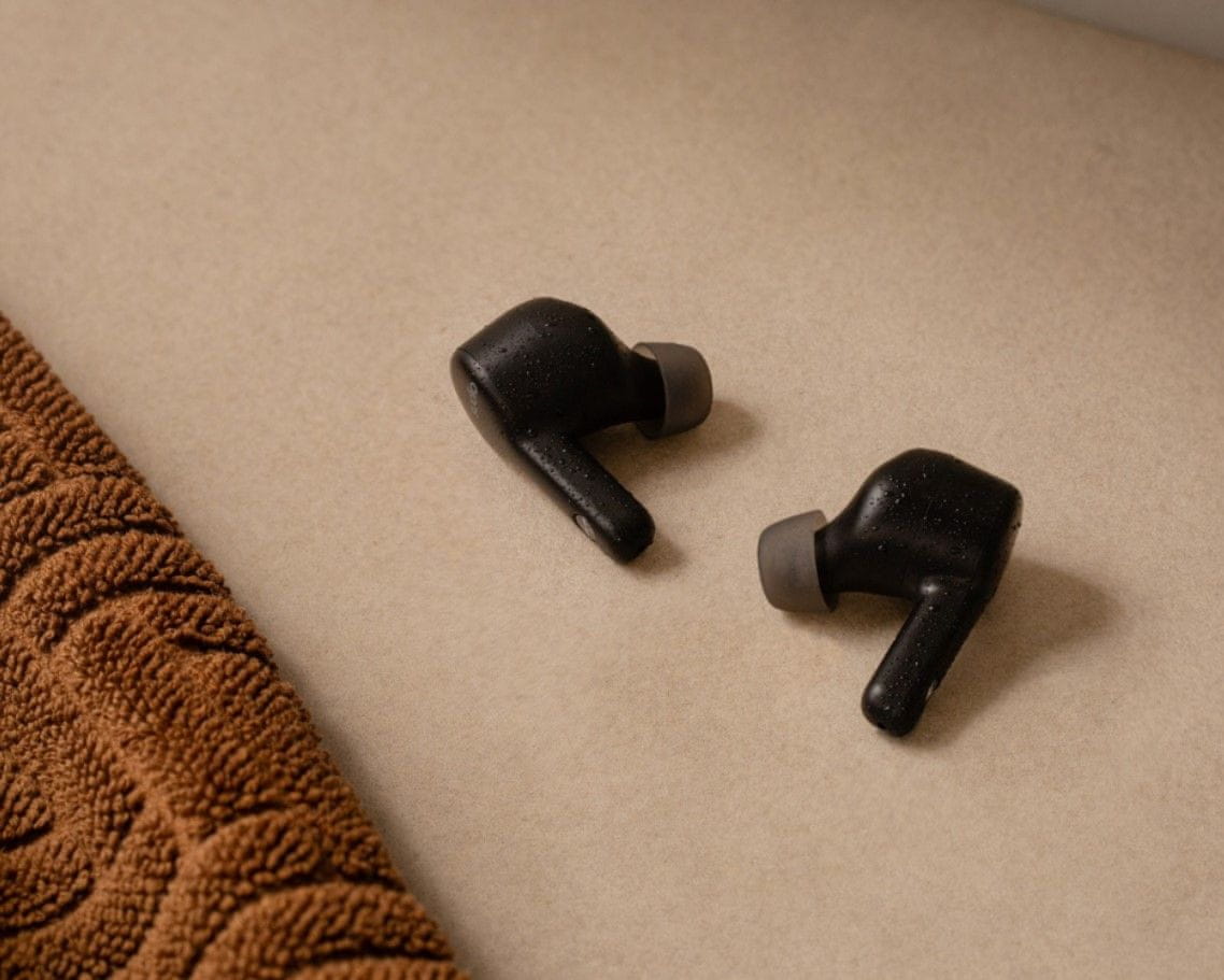  moderní bluetooth sluchátka Sudio a2 anc skvělý zvuk dlouhá výdrž nabíjecí box handsfree funkce 