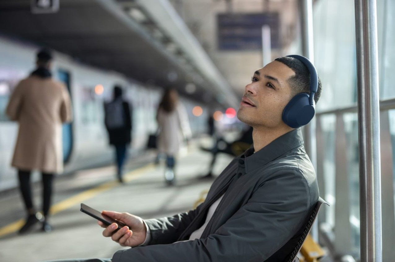  moderné bezdrôtové Bluetooth slúchadlá sony wh1000xm5 skvelý zvuk anc technológia výdrž až 30 h na nabitie čisté handsfree hovory ovládanie aplikácií hlasoví asistenti 