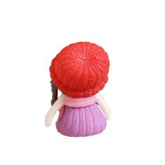HABARRI Figurka Dívka sedící v červené čepici