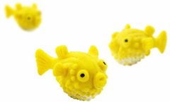 TWM hrací sada Good Luck Minis puffer fish 2,5 cm žlutá 192 ks