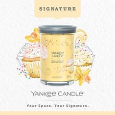 Yankee Candle Yankee Candle vonná svíčka Signature Tumbler ve skle velká Vanilla Cupcake 567 g