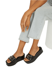 Guess Dámské sandále na platformě Faux-Leather Platform černé 41