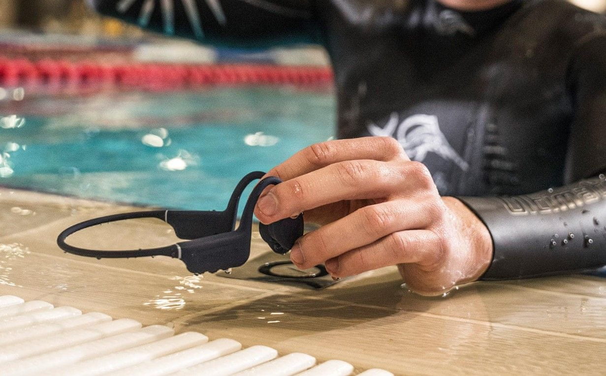  moderní bezdrátová Bluetooth 5.3 sluchátka outlier free pro creative handsfree vhodná na sport odolná vodě ipx8