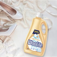 Woolite Keratin Therapy na bílé a světlé prádlo 3.6 l / 60 pracích dávek