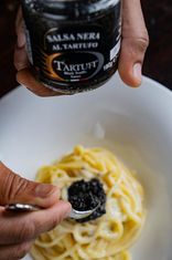Giuliano Tartufi Lanýžová pasta z černého lanýže 5%, 80 g (Salsa Tartufata nera)