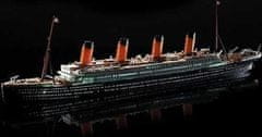 Academy R.M.S. Titanic + LED set, MCP, Model Kit loď 14220, 1/700