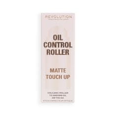 Makeup Revolution Kuličkový roller pro mastnou pleť Matte Touch Up (Oil Control Roller)