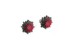 BeWooden Dámské dřevěné náušnice Red Flower Earrings