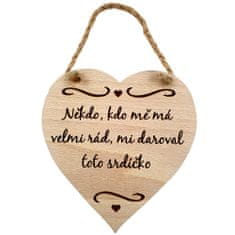 AMADEA Dřevěné srdce s textem Někdo, kdo mě má velmi rád..., masivní dřevo, 16 x 15 cm