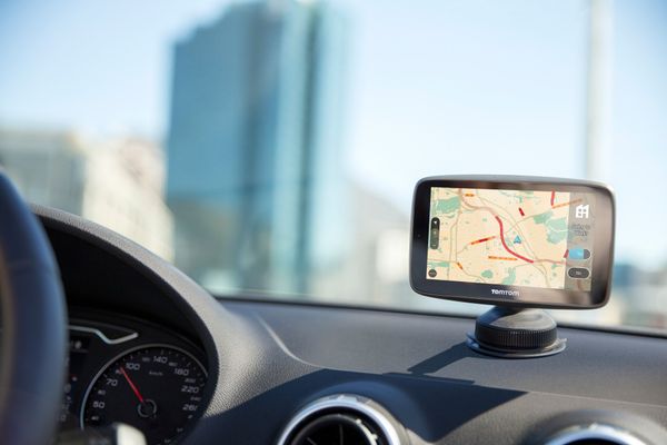 GPS navigácia TomTom GO Navigator 6palcový displej kompaktné rozmery kvalitné automobilová navigácia rýchlostné radady farebné motívy držiak bluetooth pripojenie wifi tomtom traffic aktualizácia máp panel trasy routebar hlasové ovládanie svetové mapy rýchlejšie aktualizácie máp mapy TomTom dotykový displej HD rozlíšenie Wifi Bluetooth hlasové ovládanie 3D stavby rýchly procesor