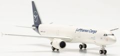Herpa Airbus A321-211(P2F), Lufthansa Cargo, "2018s, Hello Europe", Německo, 1/500
