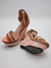 LEVNOSHOP Dámské trendy páskové sandály na klínku Intrépides Shoes, oranžové Oranžová 37