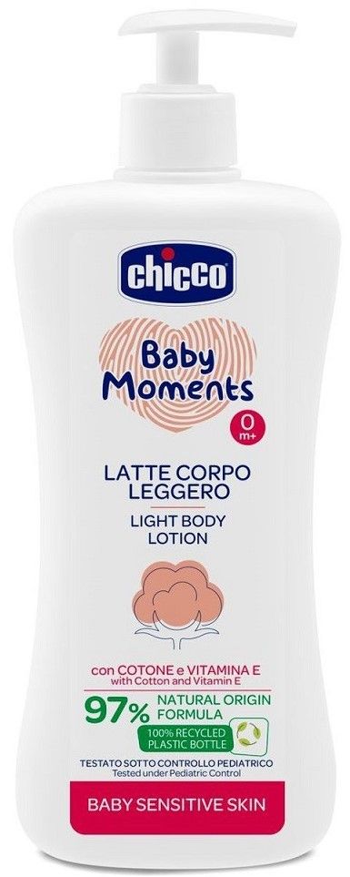 Levně Chicco Mléko jemné tělové s dávkovačem Baby Moments Sensitive 97 % přírodních složek 500 ml