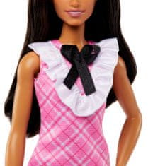 Mattel Barbie Modelka 209 - Růžové kostkované šaty FBR37