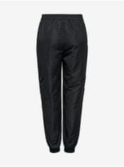 ONLY Černé dámské šusťákové kalhoty s kapsami ONLY Faduma M/32