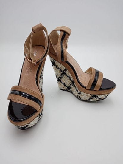 LEVNOSHOP Dámské trendy páskové sandály na klínku Intrépides Shoes, černé