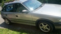 Autonar czech Plastové lemy blatníku Opel Astra F 1991-2002 úzká lišta