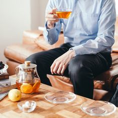 Hario Hario - Čajový džbán - konvice na vaření čaje 700 ml