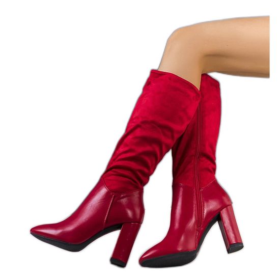 Červené zateplené boty s jehlovým podpatkem