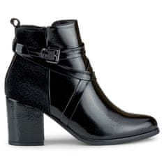 Černé dámské boty s ozdobným zapínáním velikost 40