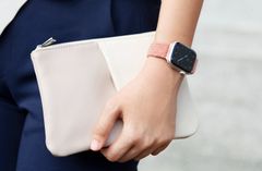 UNIQ Aspen pletený řemínek pro Apple Watch 45/44/42 mm, růžový