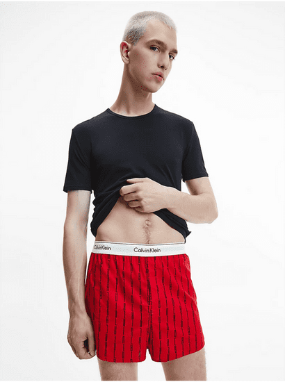 Calvin Klein Sada pánského trička a trenýrek v černé a červené barvě Calvin Klein Underwear