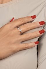 Brilio Silver Okouzlující stříbrný prsten se zirkony RI113W (Obvod 50 mm)
