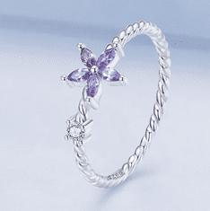 Klenoty Amber Stříbrný prsten fialová kytička Velikost: 57