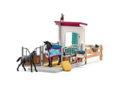 sarcia.eu Schleich Horse Club - Koňský kotec s klisnou a hříbětem, figurky pro děti 5+ 