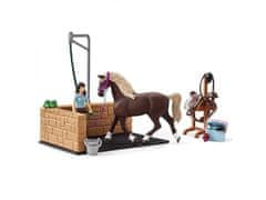 sarcia.eu Schleich Horse Club - Emily a Luna mytí koní, figurky pro děti 5+ 