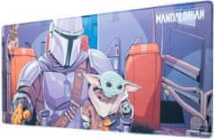 CurePink Herní podložka na stůl Star wars|Hvězdné Války|TV seriál The Mandalorian: Yoda (80 x 35 cm)