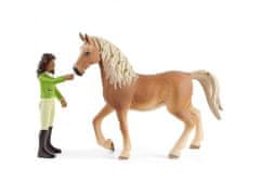sarcia.eu Schleich Horse Club - Sarah a Mystery, arabská klisna, sada figurek pro děti 5+ 