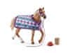 Schleich Horse Club -Set anglické klisny s dekou a doplňky, figurka pro děti 5+ 