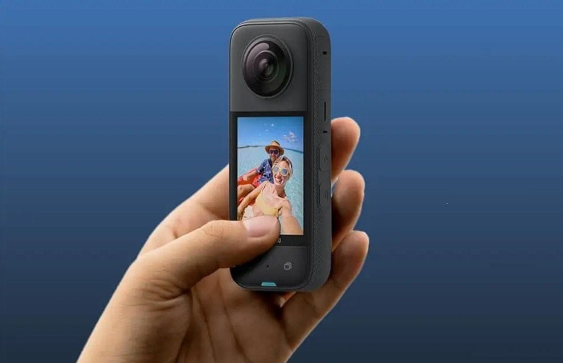  moderní akční modulární kamera insta360 x3 se skvělým 360 stupňovým objektivem 5.7k videa úpravy v mobilní appce odolná vodě extra robustní 