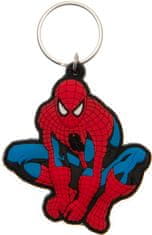 CurePink Pryžový přívěsek na klíče Marvel: Spiderman Crouch (5 x 6 cm)