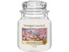 Yankee Candle Vonnásvíčka Classic ve skle střední Sakura Blossom Festiva