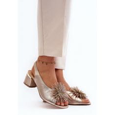 Kožené zdobené sandály Laura Messi velikost 40
