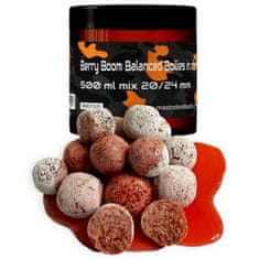 Mastodont Baits Berry Boom Balanced Boilies in dip 500ml mix 20/24mm