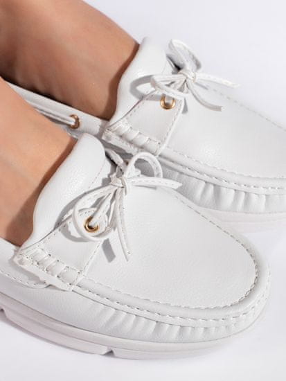 Amiatex Trendy dámské mokasíny bílé bez podpatku + Ponožky Gatta Calzino Strech