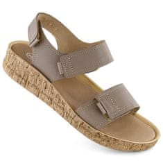 Helios Pohodlné kožené sandály na suchý zip velikost 40
