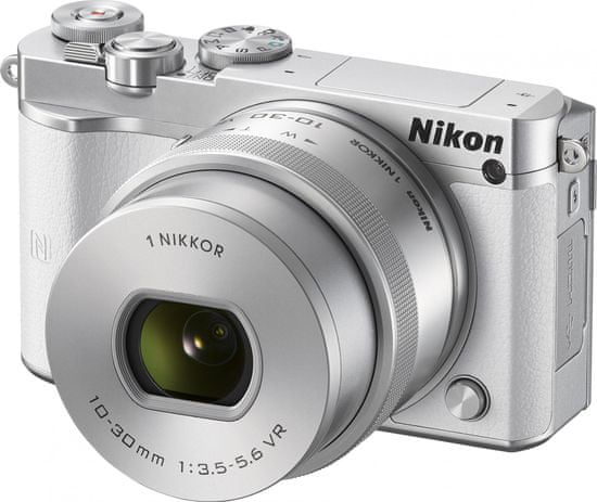Nikon 1 J5 + 10-30 PD