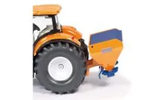 SIKU Super - Traktor s přední radlicí a sypačem soli, 1:50