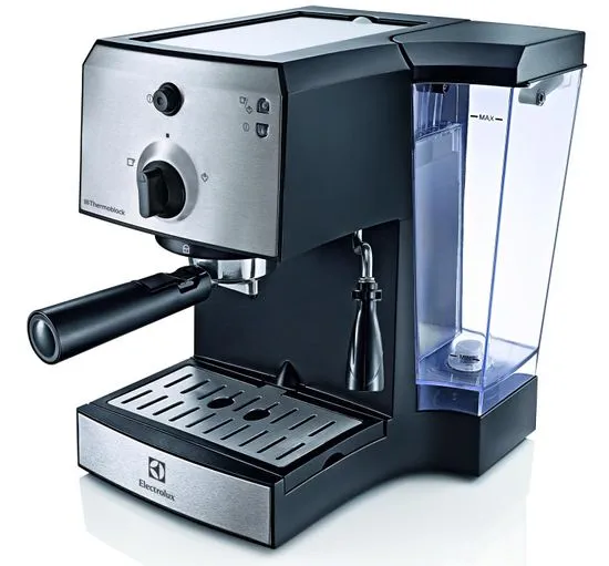 Electrolux pákový kávovar EEA 111 - použité