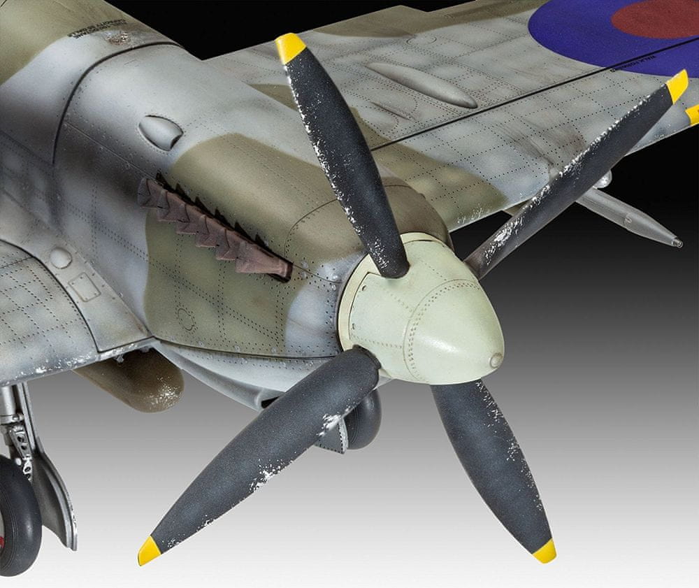 Levně Revell ModelKit letadlo 03927 - Spitfire Mk.IXC (1:32)