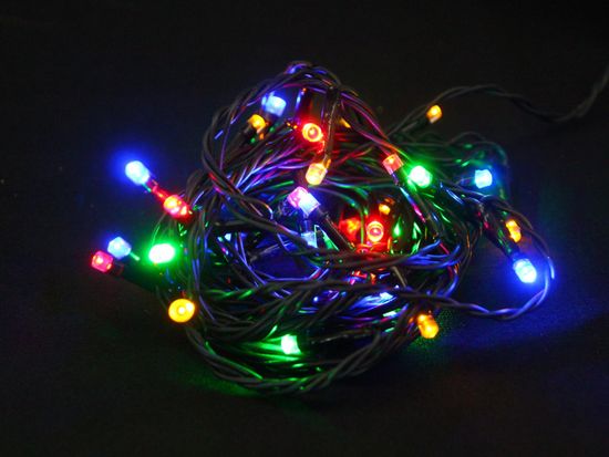 Seizis LED osvětlení s časovačem 40 žárovek, barevná